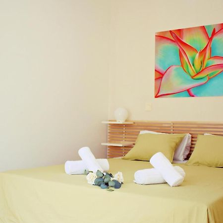 Appartamento Cozy Apatment Just 10 Mins From The City Centre Málaga Esterno foto